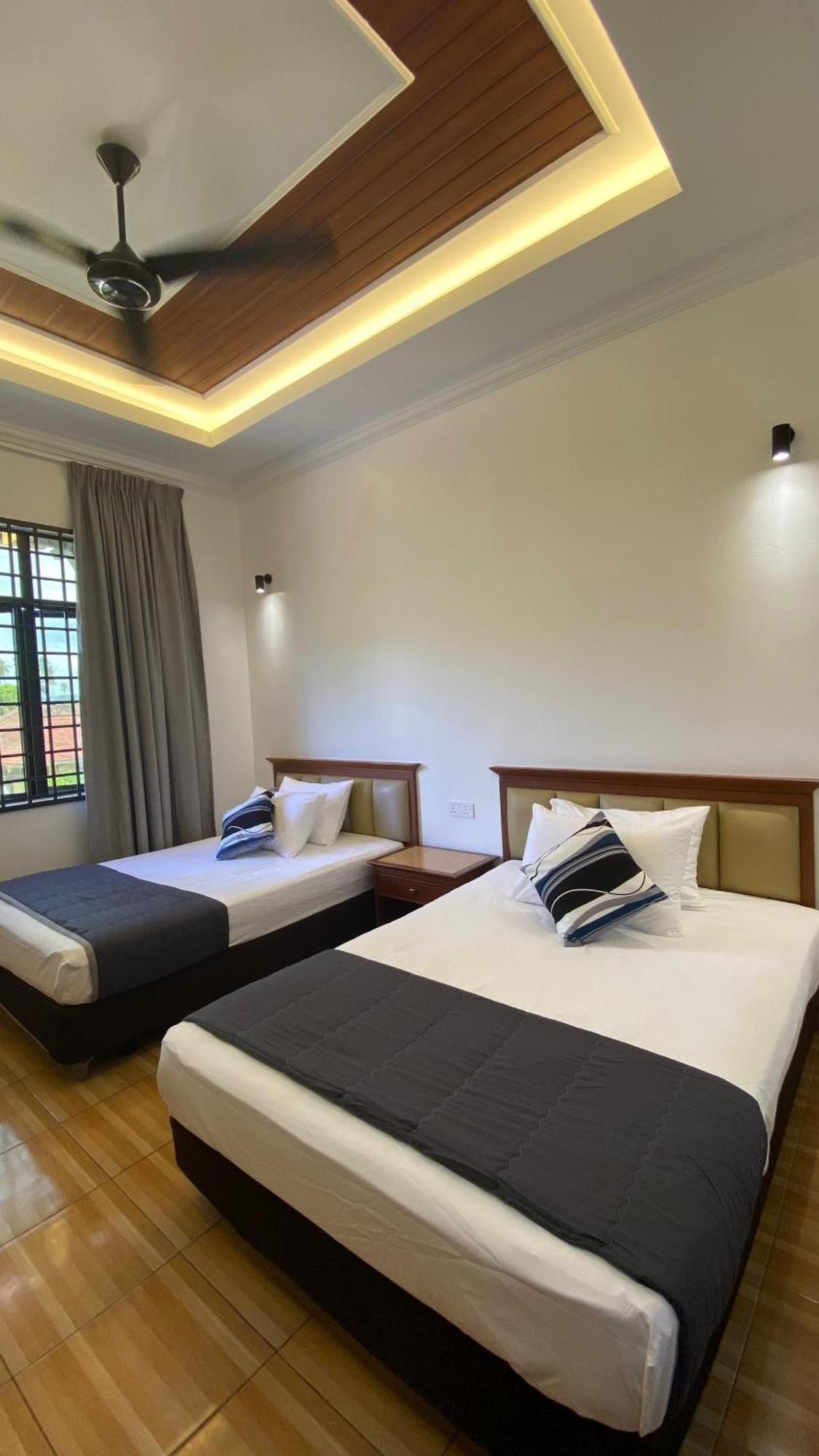 Eleven25 Roomstay Дунгун Экстерьер фото