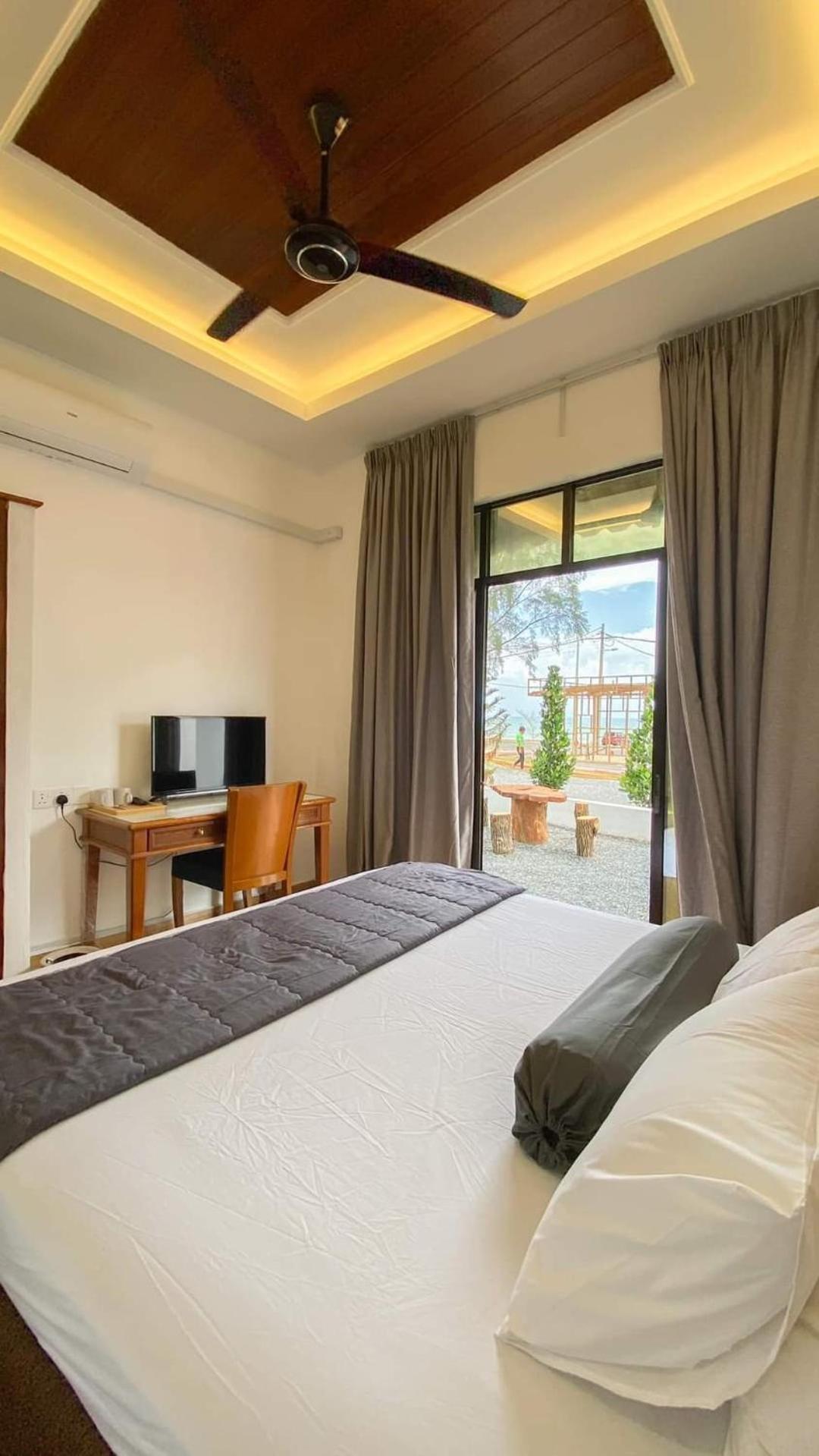Eleven25 Roomstay Дунгун Экстерьер фото