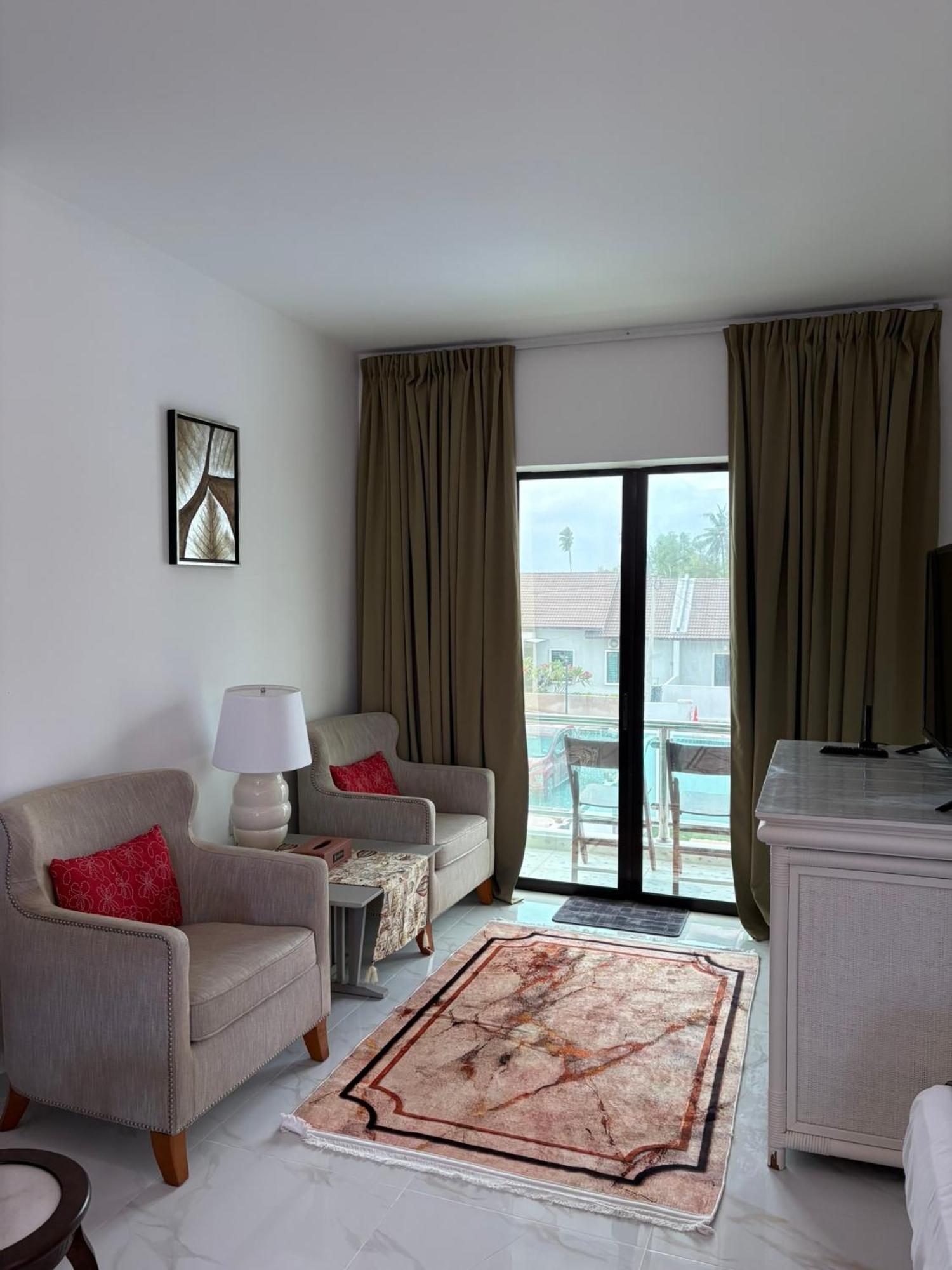 Eleven25 Roomstay Дунгун Экстерьер фото